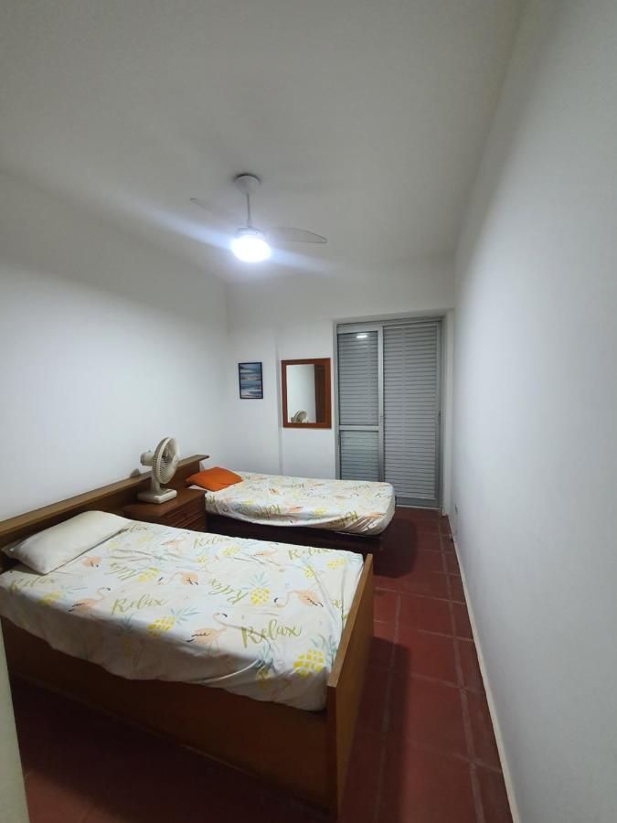Apartamento Beira Mar Apartment กัวรูจา ภายนอก รูปภาพ